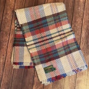 NWOT Tweedmill Recycled Wool Multicolor Plaid Throw Approx. 60" x 45"